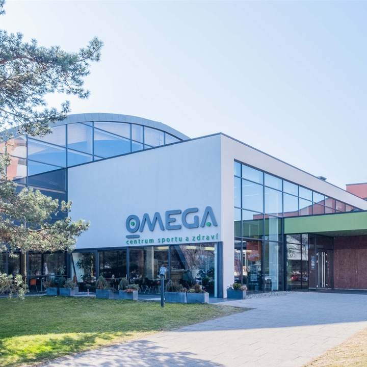 Budova centra OMEGA v Olomouci zvenčí